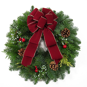 18" Deluxe Fresh Christmas Wreaths