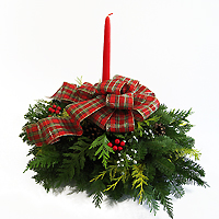 Traditional Plaid Christmas Centerpieces